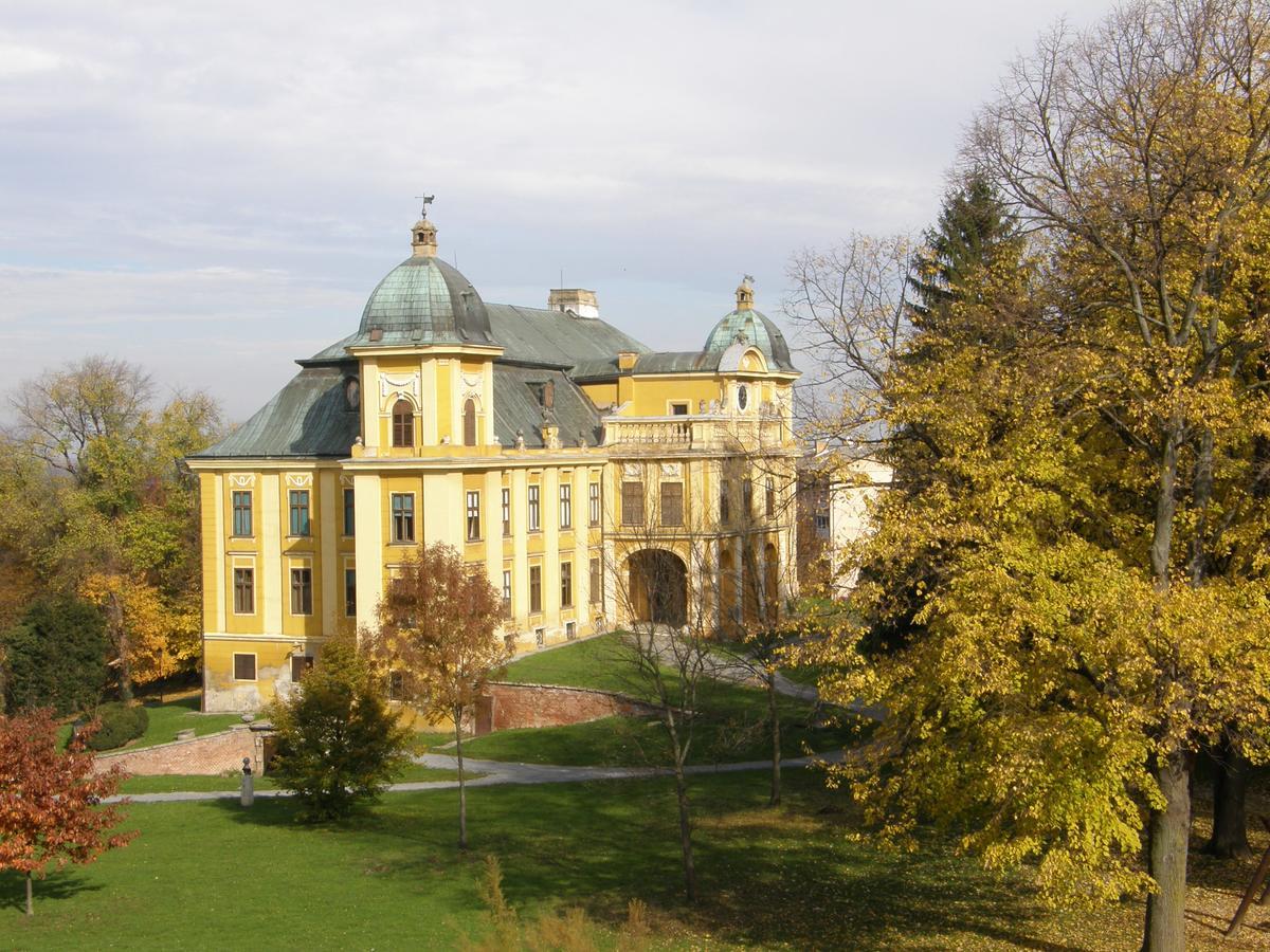 Hotel Park Nasice Exterior foto