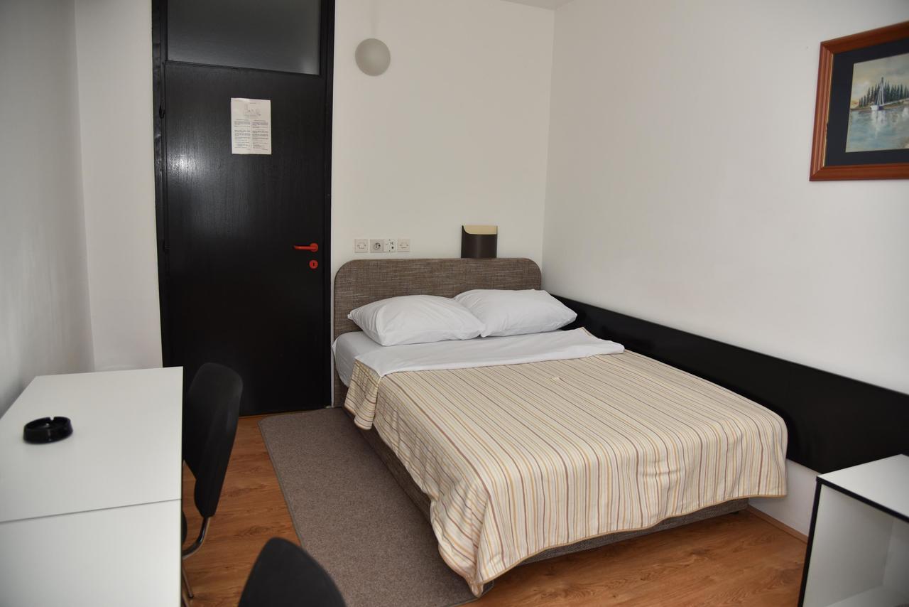 Hotel Park Nasice Exterior foto